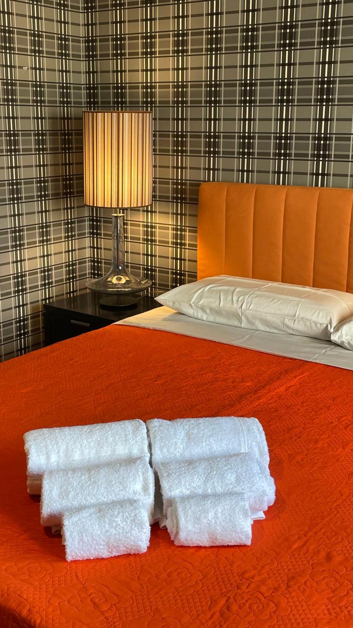 Leonardo Rooms Avellino Luaran gambar